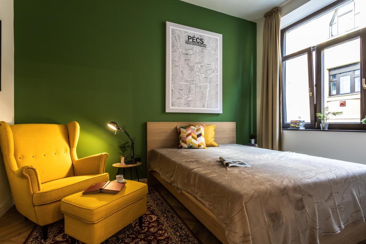 M15 Apartment Печ Екстер'єр фото